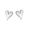 Серьги для стадаров японская и корейская мода минималистская ниша дизайн чувства трехмерного сердца в форме темперамента универсально