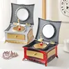 Dekorativa figurer Klassisk roterande dansare Ballerina Piano Music Box Jewelry Organizer Wind-Up Storage With Mirror