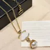 Pendenti designer di alta qualità Collane diamanti per la lettera a sospensione Caraccia marca catene da uomo donna 18k oro ciottolo gift di gioielli da sposa