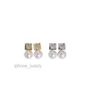 Boucles d'oreilles de créateurs pour femmes Luxury Stud Perle Earl Earge Ored Moule d'oreille Diamant Hoop Bijoux avec boîte F Lettre Charme Earting Jewerly 236134C