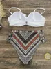 Swimwear pour femmes Sexy Off Backless Bikini Set Femmes Ruffle Ruffle Lady Brésilien Beachwear 2024 Été Tendance de vacances Vêtements féminins