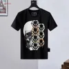Designer de camisa Design colorido Design Haikyuu Casual Styles de viagem Party Wear Dress Dress Black White Casal Camisetas