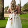 Robes de mariée en ligne plus taille 2024 V couche brodées fleurs en tulle époux robe sans manches sans dos colorant en lacet sans arrière