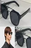 Site officiel The New Occhiali Eyewear Collection Sunglasses SPR 07 Front le cadre de la sensation moderne frontale faite d'un CO8581483 raffiné