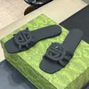 Tasarımcı Sandalet Kadın Terlik Kauçuk Terlik Kadın Düz Plaj Jelly Jelly Turuncu Yaz Sonbahar Katırları Açık Su Geçirmez Lüks Sandalet AAA+
