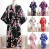 Handdoek Chinese vrouwen Slim Long Robe Print Flower Peacock Kimono Bathrobe jurk bruid bruidsmeisje bruiloft gewaden sexy slaapkleding