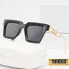 Mens Designer Sunglasses Polarized Sunglasses for Women Letter Metal Legs Sunglass Goggle Adumbral Casual Eyeglasses Hundred Take UV400