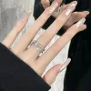 2024 Nuevos anillos de los dedos del índice de los desenseantes Personalidad de moda femenina Ins Turny Nicho Design Tiempo para administrar el anillo de celebridades de Internet elegante con la mujer buena bonita