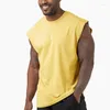 Les débarbacs pour hommes sont en train de fitness respirant le gilet de randonnée courbe large épaule à séchage rapide T-shirt sans manches