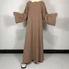 15色の基本的なプレーンニーダアバヤ無料ベルト高品質イスラム教徒の女性