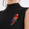 Broches Fashion Femmes Men Magnifique ramification Perrot Badges d'oiseau vintage Luxury Unisexe Crystal Party Banquet Pins Corsage