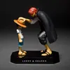 Action Toy Figures Hot 18 cm One Piece Anime Figura quattro imperatori Shanks Paglie Cappello Luffy Action Figure Collection Boys Kid Statue Modello Toys Gift Y240514