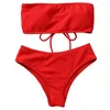 Swimwwear féminin 1 set de maillot de bain en bikini élégant avec poitrine de baignade de baignade supérieure de bande de baignade