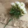 装飾的な花ホームレッドフローレス装飾ヘッド人工結婚式のための人工ローズシルクイエローフェイクテーブル10装飾