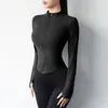 Actieve shirts yoga jas korte sportjack dames fitnesskleding afslank body bespottende ritssluiting