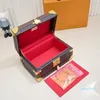Модная женская миниатюрная тотальная коробка для джинсовой сумки косметическая драгоценно -коробка сумочка кроссбоди сумки на плечо мужской кошелек