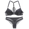 Bras sätter Nouvell Seamless Fashion Bras Spring and Summer Sexig frontknapp Tryck upp underkläder Buckle Kvinnlig bröstkorg underkläder Y240513