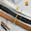 Cinto de designer de luxo para mulheres genuínas de couro de couro de couro 3 cm de designers belts bronze fivela prateada scistband cintura 4551