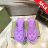 Sandali di design della piattaforma per donne da donna tacchi spessi fori in gomma Sandles Summer Fashion Black Pink Slides Sliders Slifori a basso tallone Claquette velocemente