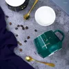 マグカップヨーロッパのセラミックコーヒーマグ蓋とスプーンクリエイティブスタースターリー大容量朝食ミルク磁器オフィスティーカップ