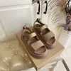 Sandales de concepteur Goldenglow Sandale Femmes Platphes