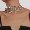 Chokers KMVEXO Exaggerated Chunky Heavy Metal Twisted Necklace Womens Punk Gothic Hollow Letter Chain Grunge Jewelry Steam Punk Mens d240514