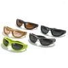 Güneş Gözlüğü 2024 Moda Seyahat Erkekleri Kadınlar Lüks Vintage Yürüyüş Tarzı Koruma Trending Pc Lens Çerçeve Gözlük UV400