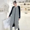 Robes décontractées Vefadisa 2024 Spring Summer Striped Couple Colored Wainen Robe V-Neck Knit Girl Trendy Stripe ZY3660