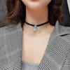 Chokers funkelnde Zirkon geometrische Anhänger Halskette sexy schwarzes Leder Kurzes Halskette geeignet für Damen Temperaturästhetik Schmuckzubehör D240514