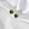 Earrings Necklace 2023 Luxury Heart Necklace Green Zircon Jewelry Set Womens Exquisite Crystal Pendant Chain Womens Earrings Wedding XW