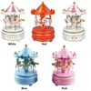 Estatuetas decorativas em casa ornamento infantil brinquedo automático caixa de carrossel bolo decoração de carrossel girlate cavalo