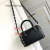 Fashion Single Spalla VOchee Designer di qualità Bag del modello Donna Woman Vallenteno Borse Stud Borse Rivet Borse Rock 2024 Crossbody New High 9eul