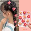 Saç aksesuarları 5pcs/çok sevimli bebek saç tokaları Kore pembe çiçek aşk kalp saç klipleri kızlar için mini barrettes başlık çocukları saç aksesuarları