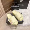Designer Dad Sandals Chenel Slifori a fondo piatto femminile Diamond Grid Letter Sandals
