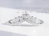 Storlek 610 Lyxsmycken Real 925 Sterling Silver Crown Ring Full Marquise Cut White Topaz Cz Diamond Moissanite Women Wedding Ban1156842