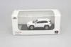 Diecast Model Cars LCD Legering 1/64 Sportcaramodel RAV4 Toont trots de 4e generatie Hybrid VA40 Static Accessories Collection Gift T240513