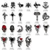 10st Gothic Punk Style Alloy 3D Nail Art Charms Heart Skeleton Cross Spider Design för Halloween Nails Decoration Accessories 240514