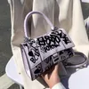 Bag Classic Mode Mody Women's Crossbody Geldbörse Luxus Graffiti Hourglas Handtasche Designer Hochwertiger Leder -Einkaufsmessen PT02