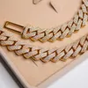 500 grammes Gold plaqué S925 argent sterling 18 mm trois rangées glace out VVS Moisanite Cuban Link Chain