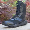 Lätt män Combat Ankle Military Boots Waterproof Lace Tactical Boots Fashionable Mesh Motorcykelstövlar Mens arbetsskor 240510