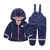 Kleidung Sets Honeyking Kinderregenmantelanzug Baby wasserdichte Overalls Hosen Mädchen Jacke für Kinderjacke und Hosen Set