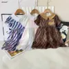 Top Baby Jirt Impression complète de lettres Princess Robe Taille 90-140 cm Kids Designer Vêtements Summer Rainbow Design Girls Partydress 24Pril