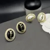 Luksusowe Pearl Stud Designer Buinry Kolczyki Marka Letter Studs Kobiety 18 -karatowe złoto plisowane stal nierdzewna kolczyka zarki walentynkowe modne akcesorium