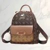 Großhandel Frauen Umhängetasche süße Cartoon Fashion Handtasche Klassiker Geometrisch Druck Frauen lässig Rucksack beliebter Haarball Anhänger Frauen Rucksack 9966#