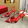 Femmes Slingbacks à la mode en cuir véritable en cuir cristal décoration sandales 7cm talon de haute robe de fête décontractée chaussure de qualité de qualité de qualité de marque