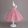 Flickans klänningar Ny barns klänning Spets Flower Wedding Dress Female Piano Performance Dress Halloween Performance Short Girls Clothing Y240514