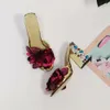Orijinal 2024 Kadın Deri Rhinestone 6cm Topuklu Sandallar Yaz Parmak Çarşamba Slip Slip-On Gelinlik Gladyatör Ayakkabı Renkli Elmas 3D Çiçek Boyutu 35-43 SAA