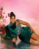 2024 Plus -Size -Cocktailkleid für Frauen Abschlusskleider Hunter Green Illusion High Neck Velvet Kurzes Mini -Prom -Kleid applizierte Spitze Perlengeburtstagsfeier C103