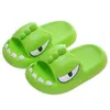 Slipper Dinosaur Childrens Slide Summer Indoor Salle de bain antidérapante pour enfants et filles chaussures mères et chaussures pour enfants y240514