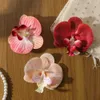 3pcs dekorative Blumen Kränze 5/110pcs Seiden Schmetterling Orchidee Künstliche Blumen für Hauszimmer Dekoration Hochzeit Dekor DIY Haarkarten Kinder schießen Requisiten